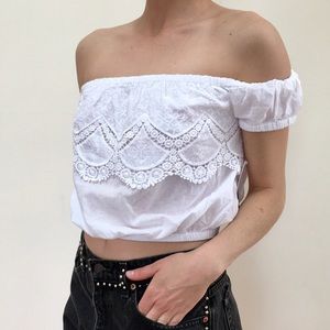 Kensie off the shoulder crop top